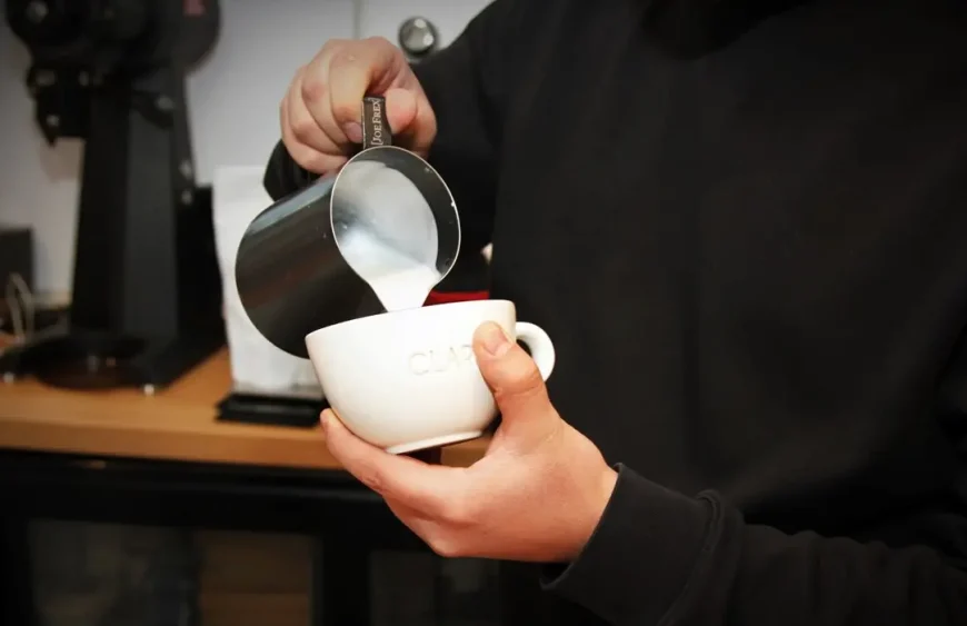 lapte latte claro cafe